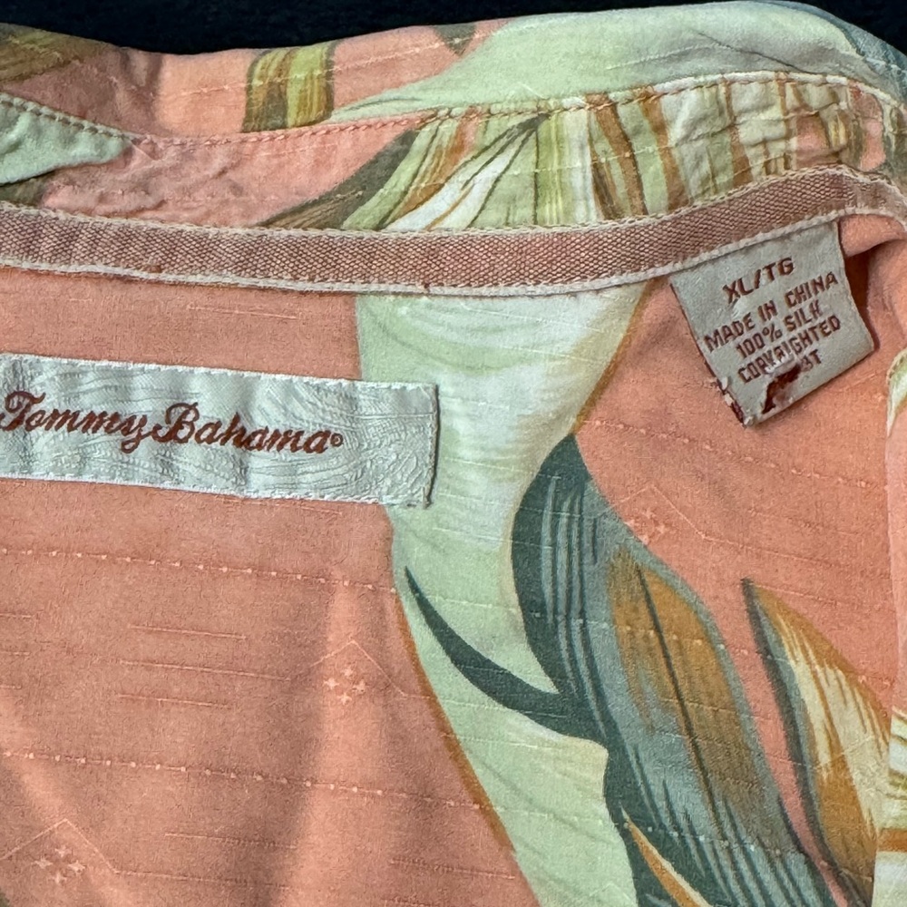 Vintage Tommy Bahama Coral and Green Leaf Shirt - Picture 2 of 5